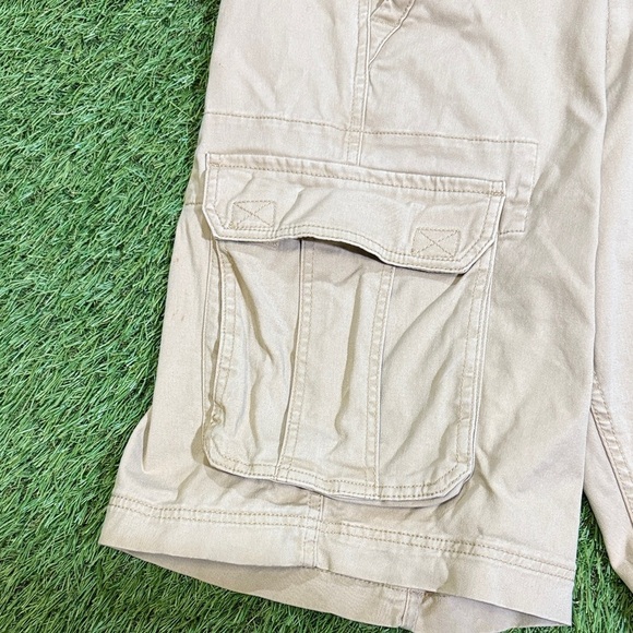 U.S. Polo Assn. Men's Tan Cargo Shorts - Picture 3 of 7
